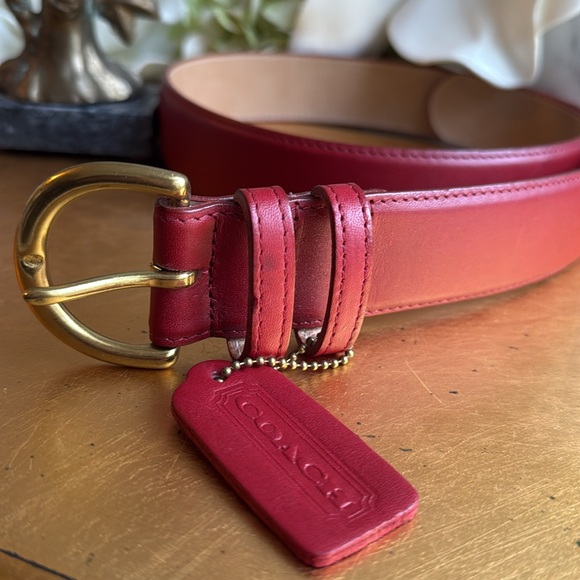 Ultra Rare! VNWOT Coach Wide Leather Belt in Red Leather with Matching Hang Tag - Picture 1 of 12